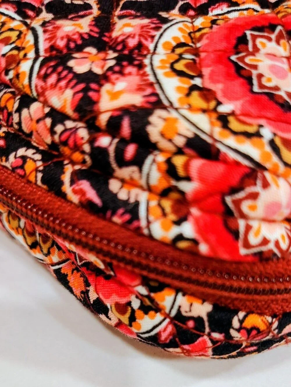 NWOT Vera Bradley Raspberry Medallion Makeup Bag